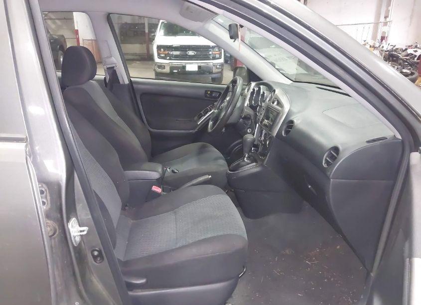 Photo 5 of 2008 Toyota Matrix (VIN 2T1KR32E28C704128)