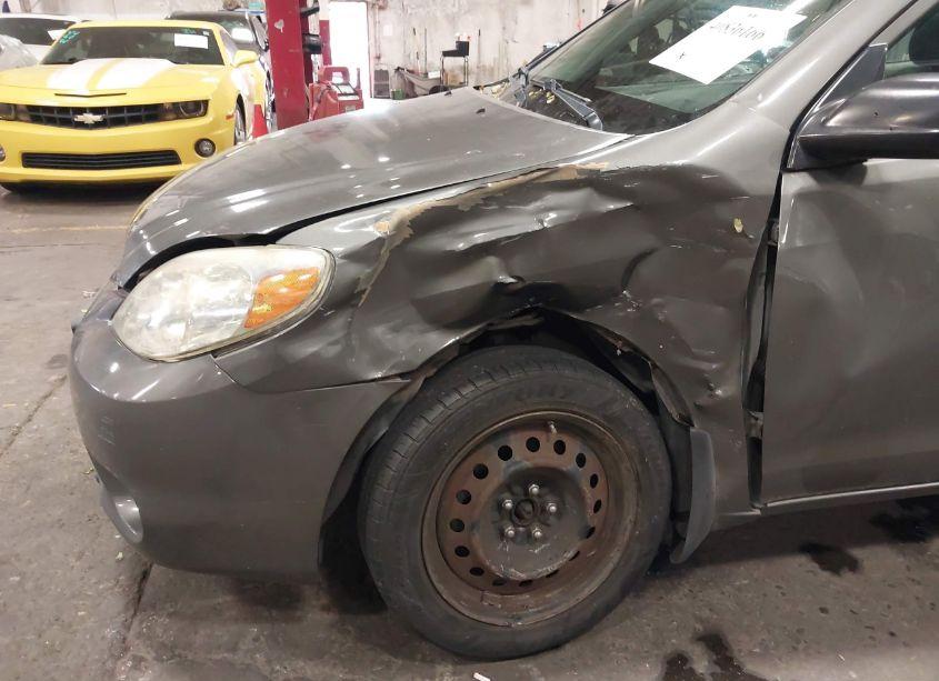 Photo 6 of 2008 Toyota Matrix (VIN 2T1KR32E28C704128)