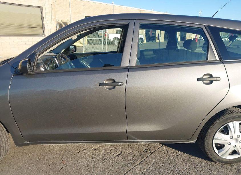 Photo 15 of 2008 Toyota Matrix (VIN 2T1KR32E28C711967)