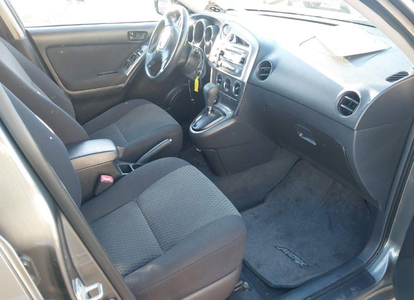 Photo 5 of 2008 Toyota Matrix (VIN 2T1KR32E28C711967)