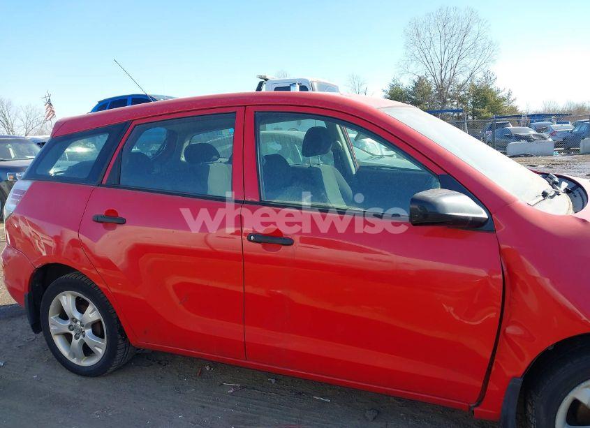 Photo 13 of 2005 Toyota Matrix (VIN 2T1KR32E35C353080)