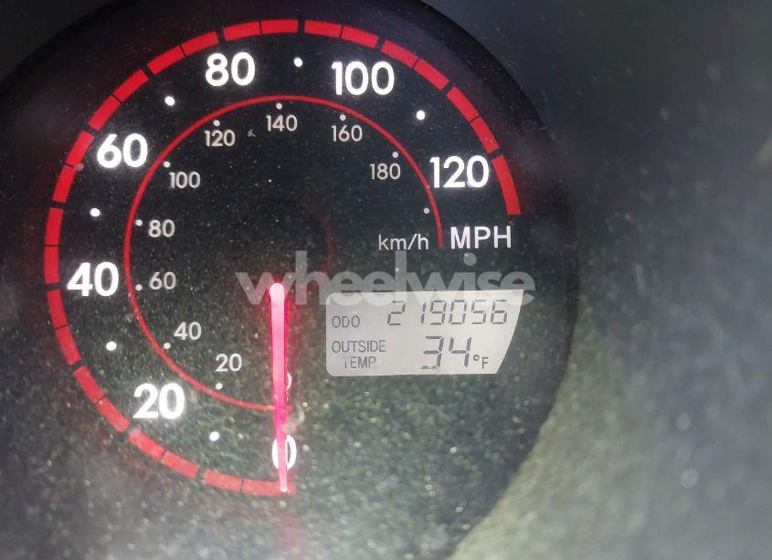 Photo 15 of 2005 Toyota Matrix (VIN 2T1KR32E35C353080)