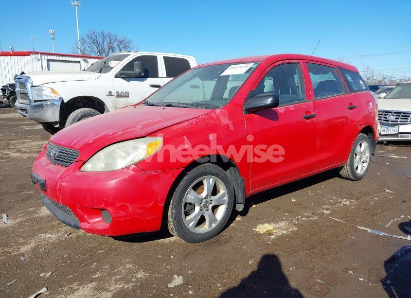 Photo 2 of 2005 Toyota Matrix (VIN 2T1KR32E35C353080)