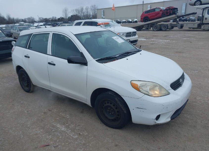 2006 Toyota Matrix (VIN 2T1KR32E36C561946) main photo