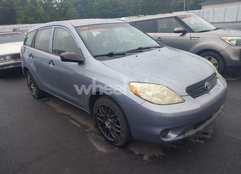 2007 Toyota Matrix (VIN 2T1KR32E37C642527) main photo
