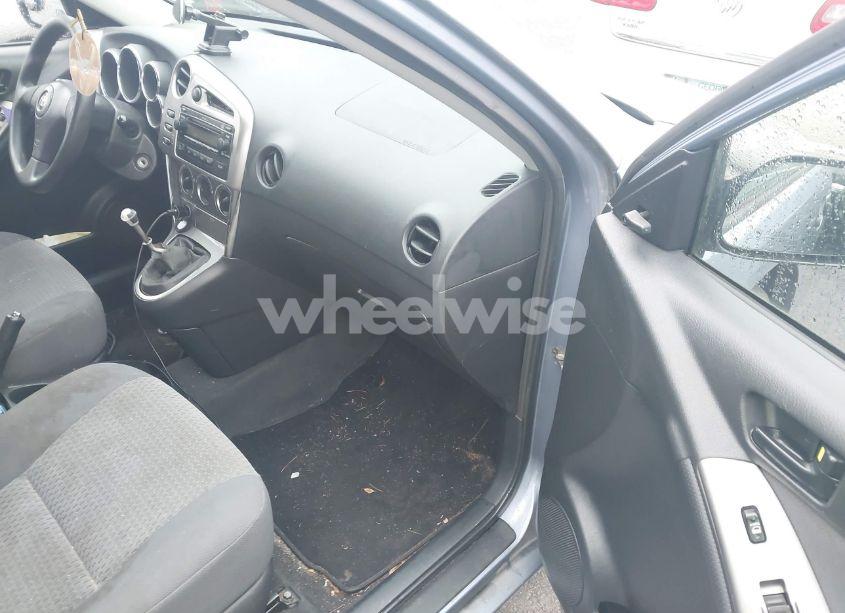 Photo 5 of 2007 Toyota Matrix (VIN 2T1KR32E37C642527)