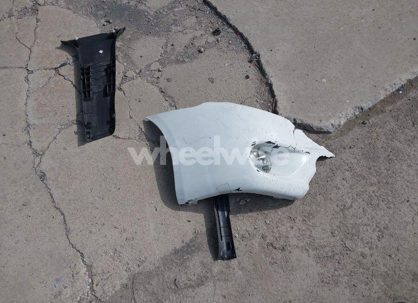 Photo 12 of 2007 Toyota Matrix (VIN 2T1KR32E37C659117)