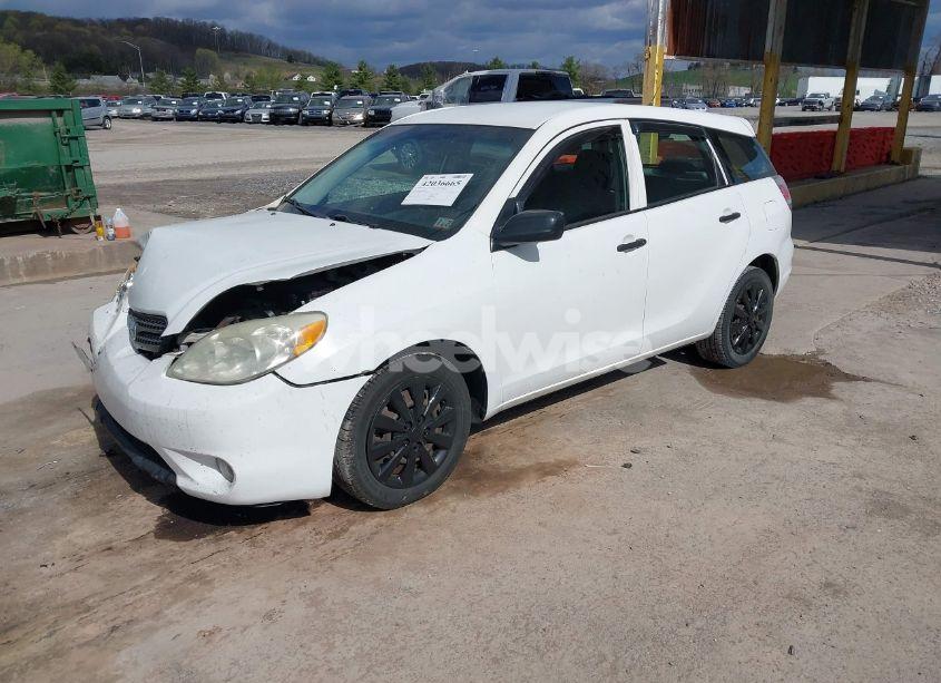 Photo 2 of 2007 Toyota Matrix (VIN 2T1KR32E37C659117)