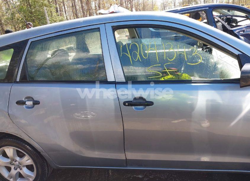 Photo 13 of 2007 Toyota Matrix (VIN 2T1KR32E37C679254)