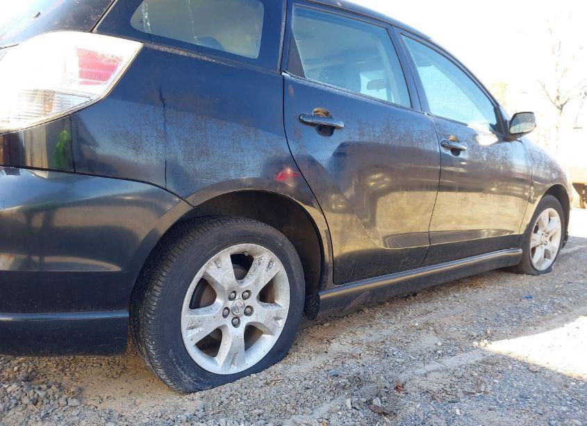 Photo 13 of 2005 Toyota Matrix XR (VIN 2T1KR32E45C350253)