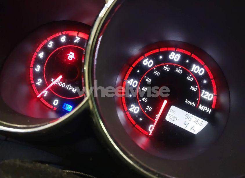 Photo 7 of 2007 Toyota Matrix XR (VIN 2T1KR32E47C636882)