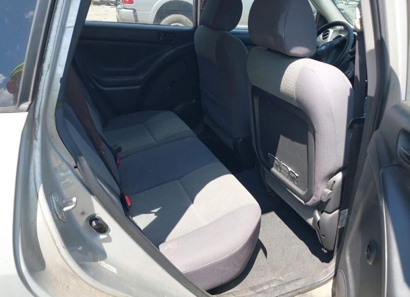 Photo 8 of 2004 Toyota Matrix STANDARD (VIN 2T1KR32E54C286903)