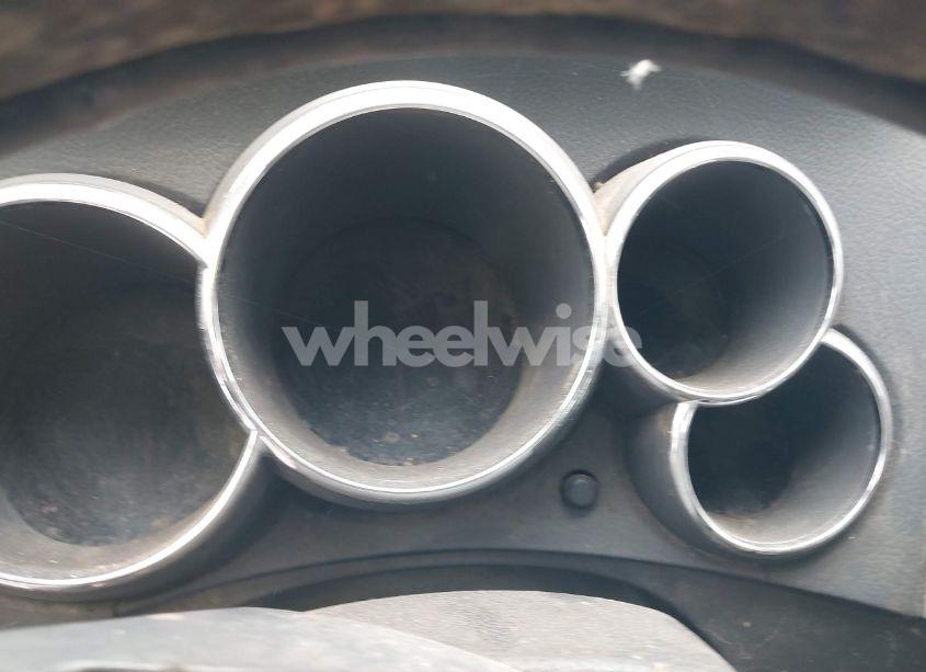 Photo 7 of 2005 Toyota Matrix (VIN 2T1KR32E55C323529)