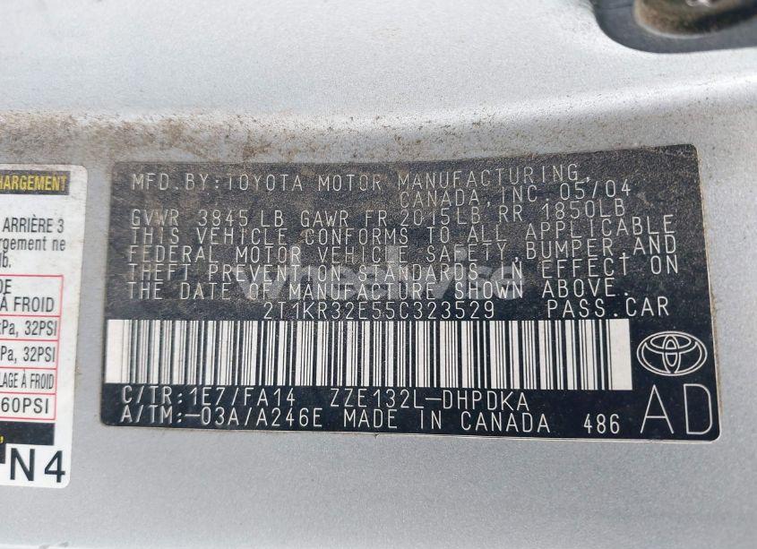 Photo 9 of 2005 Toyota Matrix (VIN 2T1KR32E55C323529)
