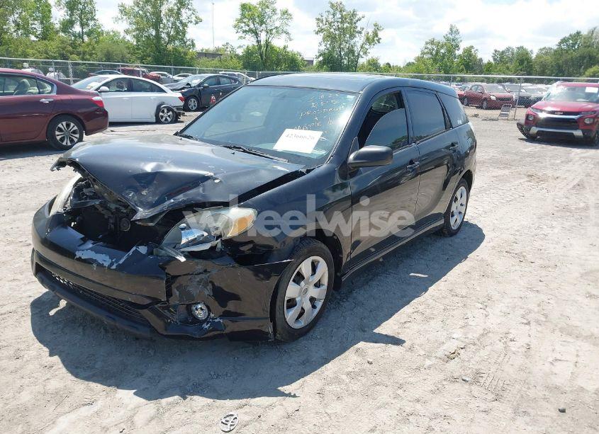 Photo 2 of 2007 Toyota Matrix XR (VIN 2T1KR32E57C629374)