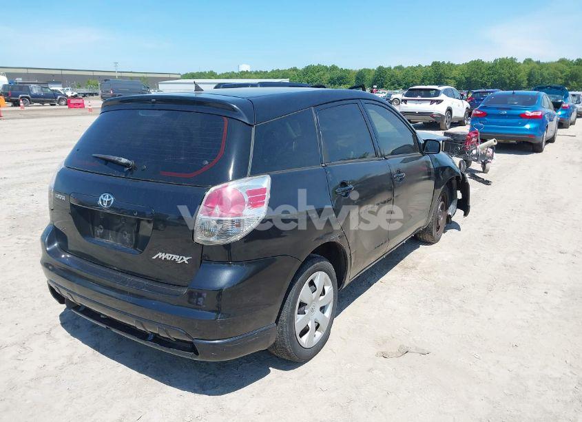 Photo 4 of 2007 Toyota Matrix XR (VIN 2T1KR32E57C629374)