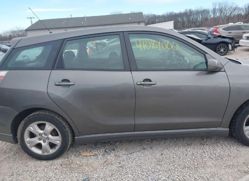 Photo 13 of 2007 Toyota Matrix XR (VIN 2T1KR32E57C637037)