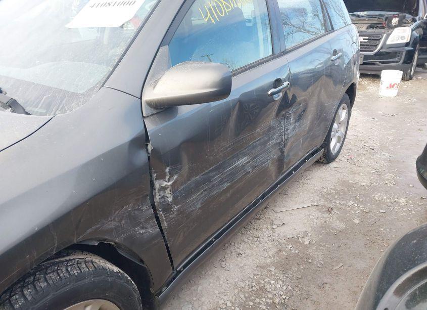 Photo 6 of 2007 Toyota Matrix XR (VIN 2T1KR32E57C637037)