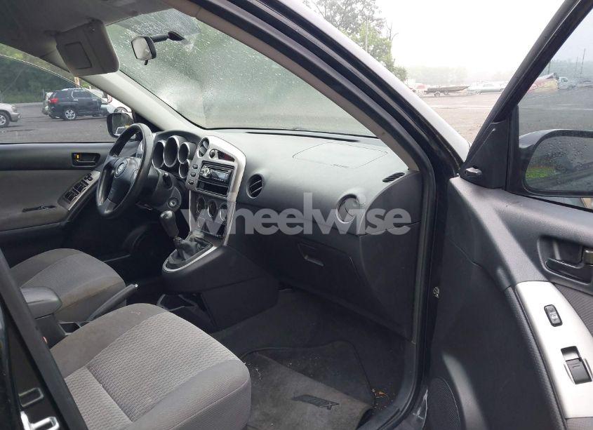 Photo 5 of 2008 Toyota Matrix (VIN 2T1KR32E58C686207)