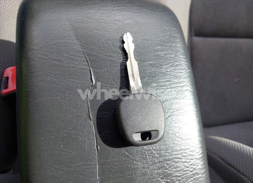 Photo 11 of 2008 Toyota Matrix XR (VIN 2T1KR32E58C687681)