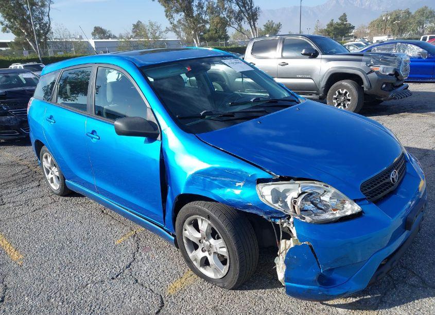 2008 Toyota Matrix XR (VIN 2T1KR32E58C690855) main photo