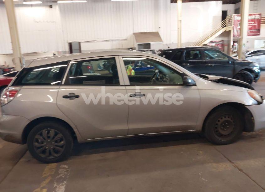 Photo 13 of 2008 Toyota Matrix (VIN 2T1KR32E58C714362)