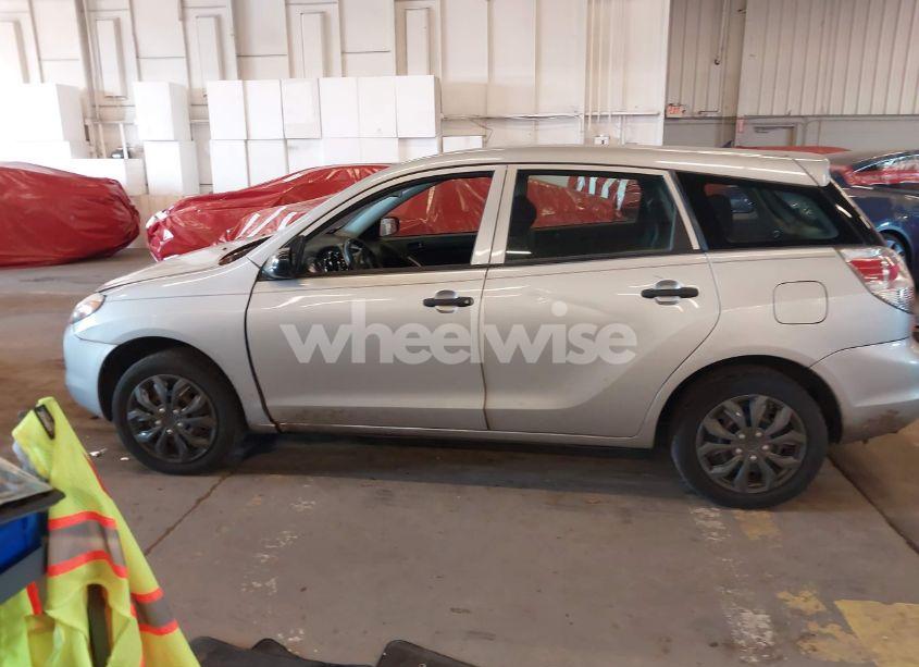 Photo 14 of 2008 Toyota Matrix (VIN 2T1KR32E58C714362)