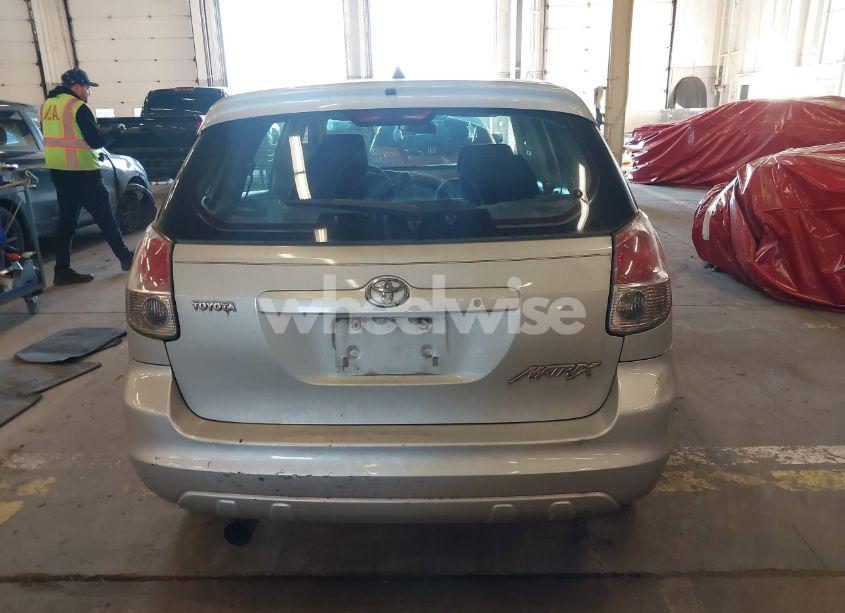 Photo 16 of 2008 Toyota Matrix (VIN 2T1KR32E58C714362)