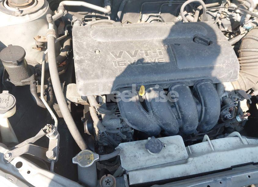 Photo 6 of 2004 Toyota Matrix STANDARD (VIN 2T1KR32E64C178256)