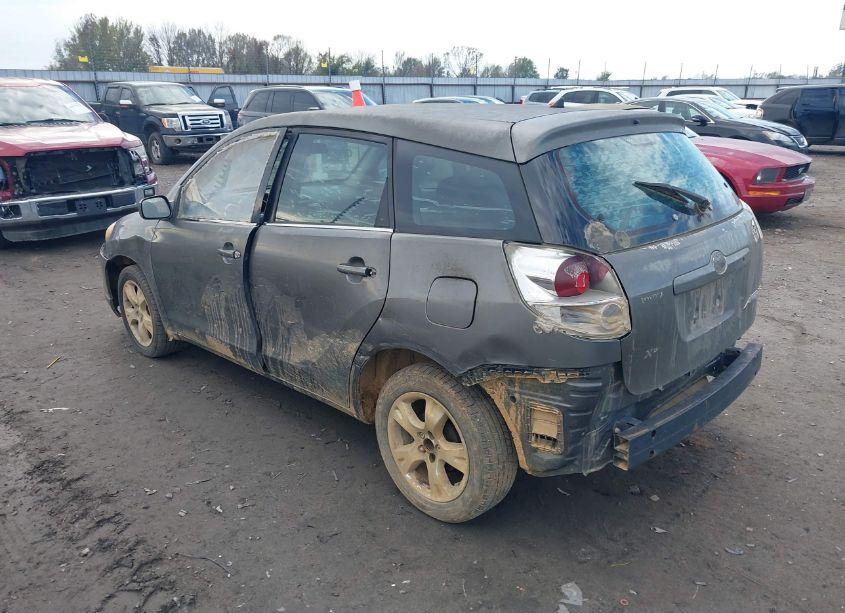 Photo 3 of 2005 Toyota Matrix XR (VIN 2T1KR32E65C369886)