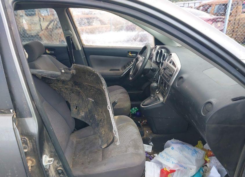 Photo 5 of 2005 Toyota Matrix XR (VIN 2T1KR32E65C369886)