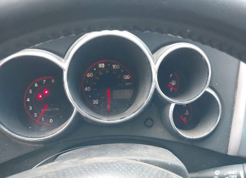 Photo 7 of 2005 Toyota Matrix XR (VIN 2T1KR32E65C369886)