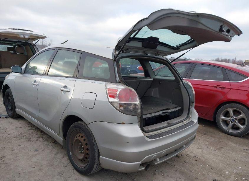 Photo 3 of 2005 Toyota Matrix XR (VIN 2T1KR32E65C504395)