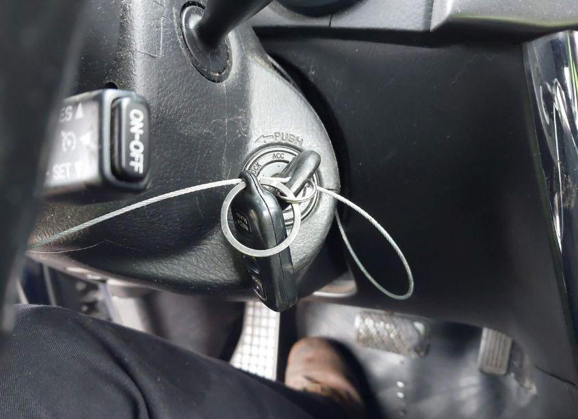 Photo 11 of 2007 Toyota Matrix XR (VIN 2T1KR32E67C656146)