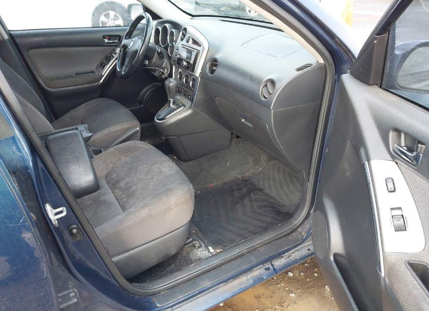 Photo 5 of 2007 Toyota Matrix XR (VIN 2T1KR32E67C656146)