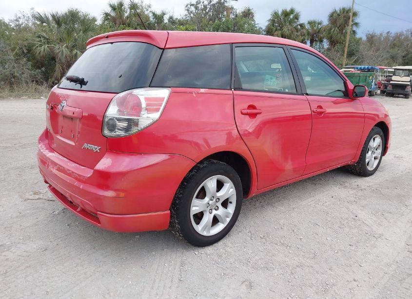 Photo 4 of 2007 Toyota Matrix XR (VIN 2T1KR32E67C657765)