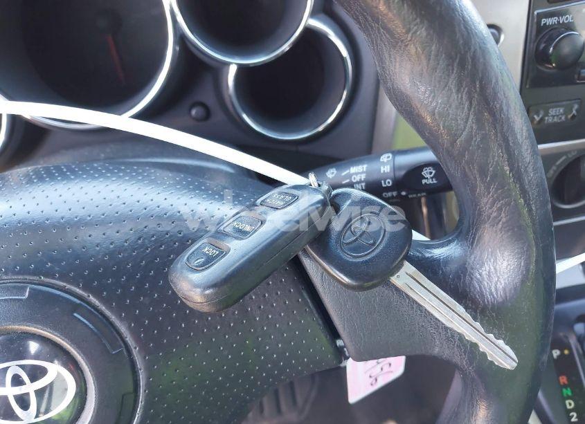 Photo 11 of 2008 Toyota Matrix (VIN 2T1KR32E68C707128)