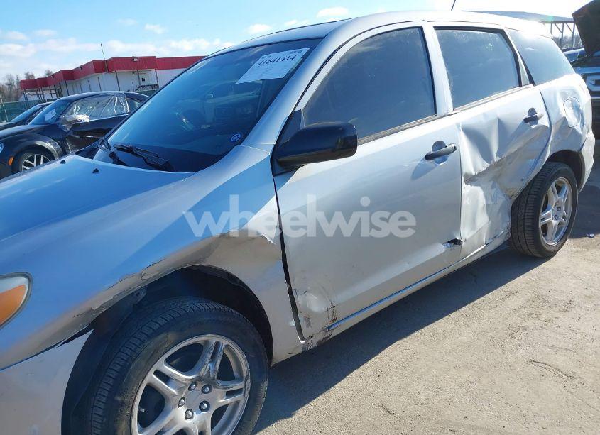 Photo 17 of 2008 Toyota Matrix (VIN 2T1KR32E68C707128)