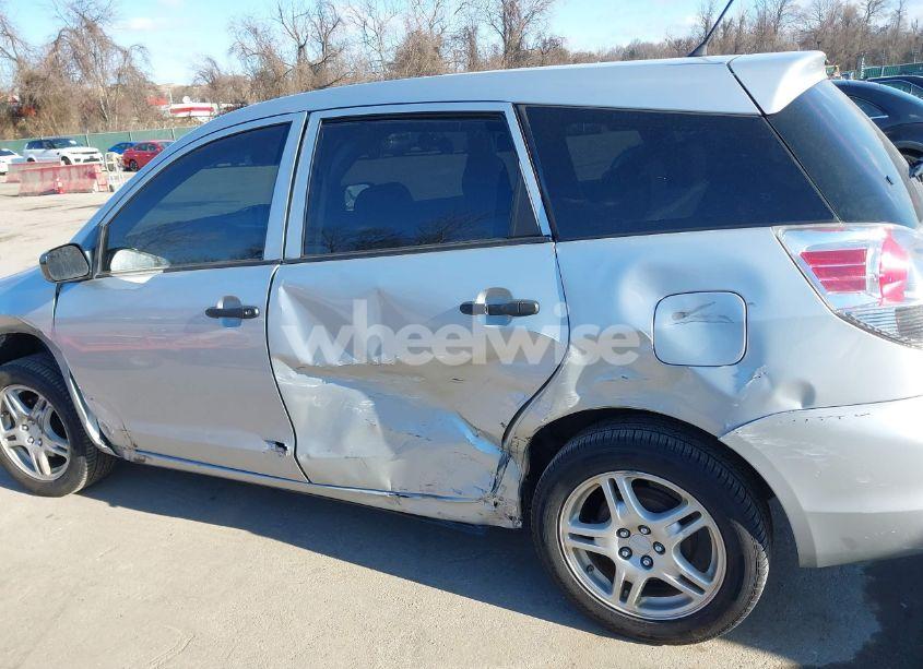 Photo 6 of 2008 Toyota Matrix (VIN 2T1KR32E68C707128)