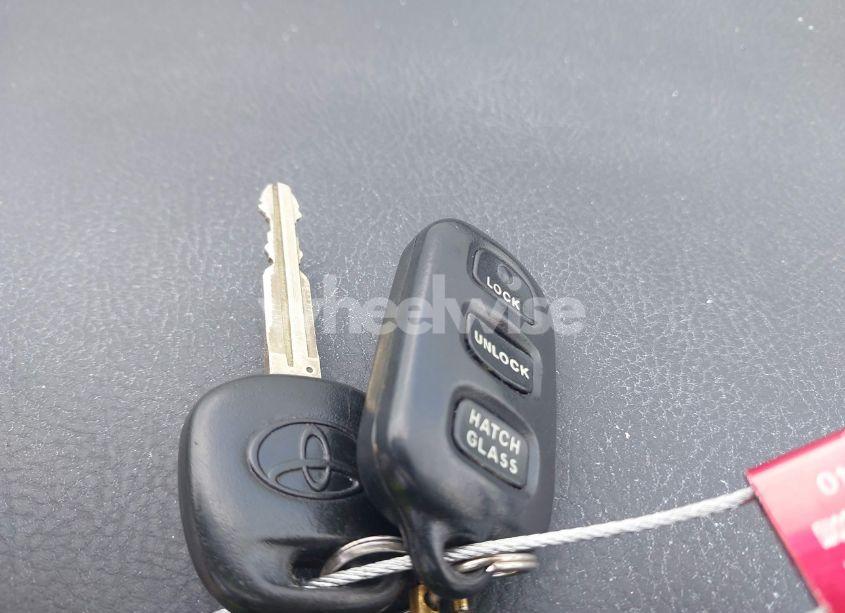 Photo 11 of 2008 Toyota Matrix (VIN 2T1KR32E68C707355)