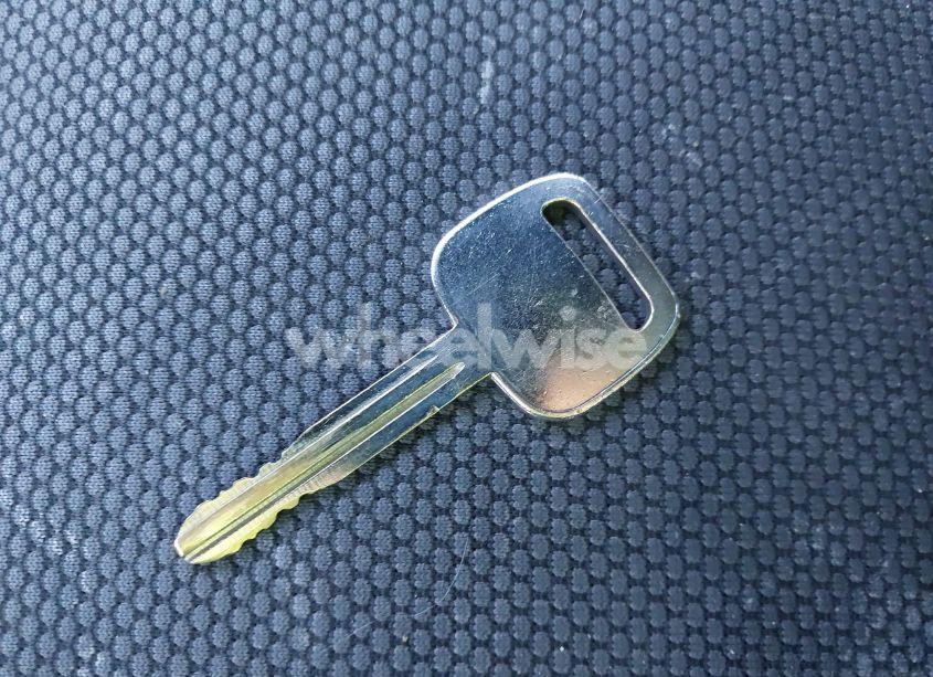 Photo 11 of 2003 Toyota Matrix XR (VIN 2T1KR32E73C067617)