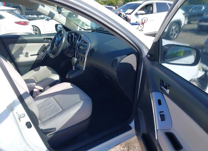 Photo 5 of 2005 Toyota Matrix (VIN 2T1KR32E75C552391)