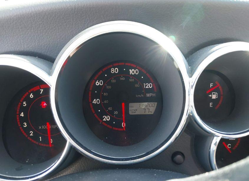 Photo 7 of 2005 Toyota Matrix (VIN 2T1KR32E75C552391)