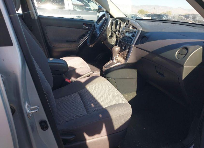 Photo 5 of 2006 Toyota Matrix XR (VIN 2T1KR32E76C561352)