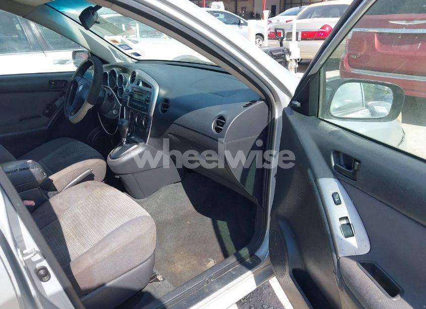 Photo 5 of 2007 Toyota Matrix (VIN 2T1KR32E77C637685)