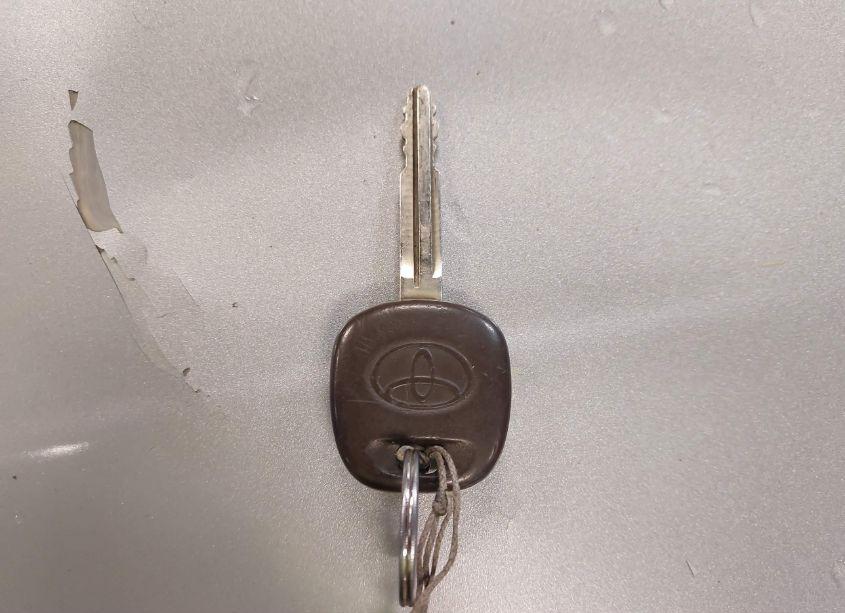 Photo 11 of 2007 Toyota Matrix (VIN 2T1KR32E77C638268)