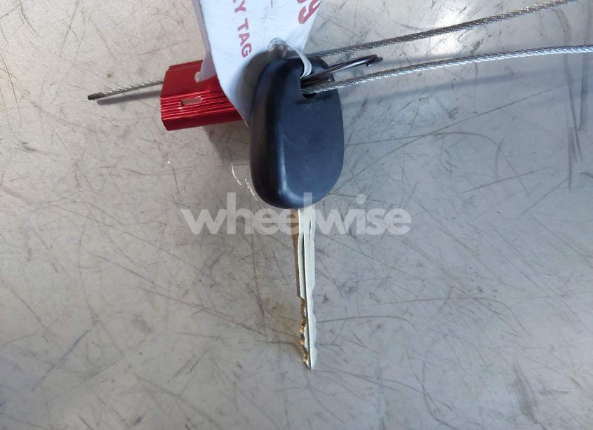 Photo 11 of 2007 Toyota Matrix (VIN 2T1KR32E77C646113)