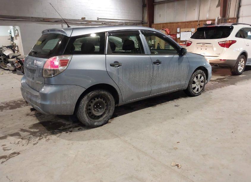 Photo 4 of 2007 Toyota Matrix (VIN 2T1KR32E77C647665)