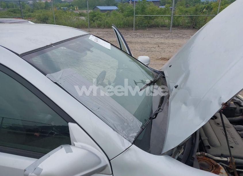 Photo 6 of 2007 Toyota Matrix XR (VIN 2T1KR32E77C656575)