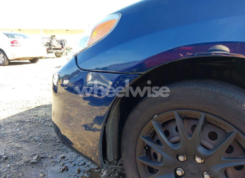 Photo 13 of 2008 Toyota Matrix (VIN 2T1KR32E78C706862)